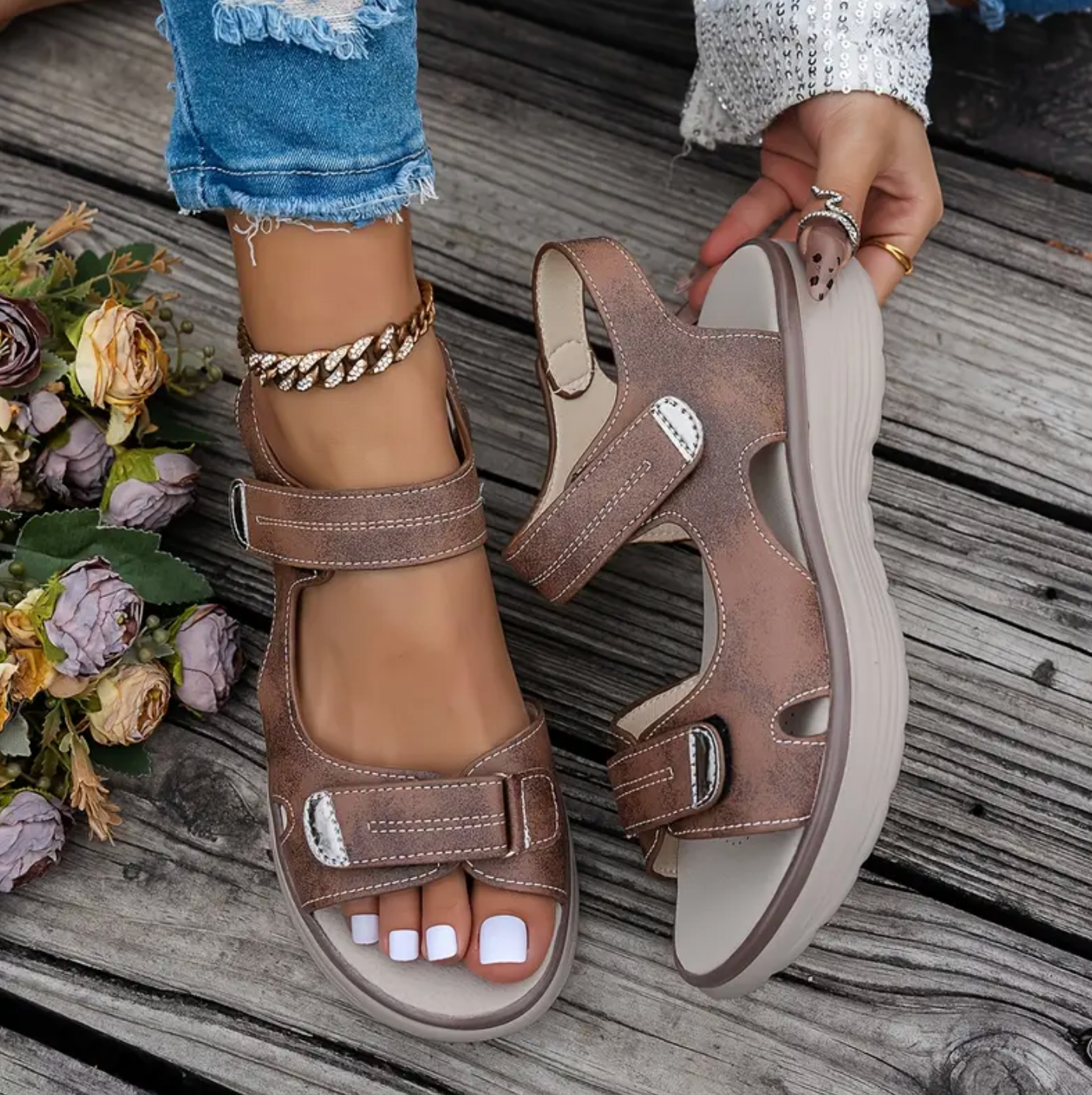 Livia™ Fotvänliga Sandaler – För Långa Dagar & Snygga Stunder