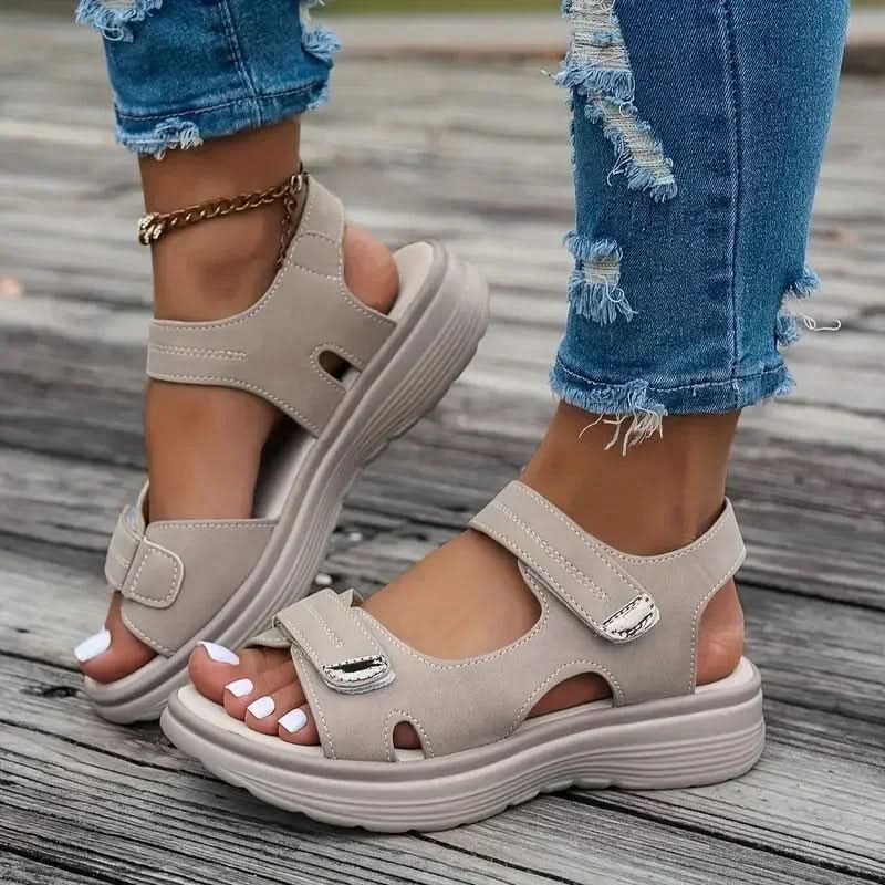 Livia™ Fotvänliga Sandaler – För Långa Dagar & Snygga Stunder
